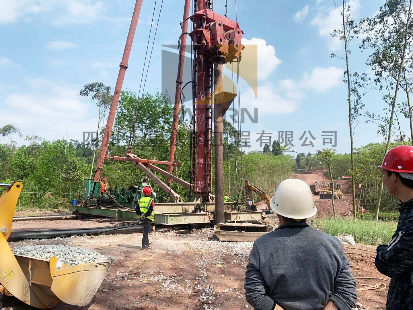 碎石桩,碎石桩施工,碎石桩******,碎石桩工艺,振动沉管碎石桩,碎石桩公司,四川碎石桩